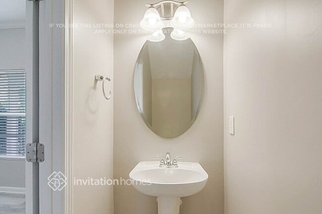 Building Photo - 1206 Calvander Ct