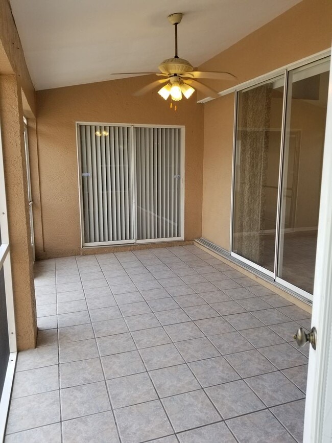 Building Photo - 2321 SW 19th St