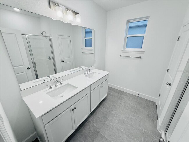 Building Photo - 12585 Clear Sapphire Dr