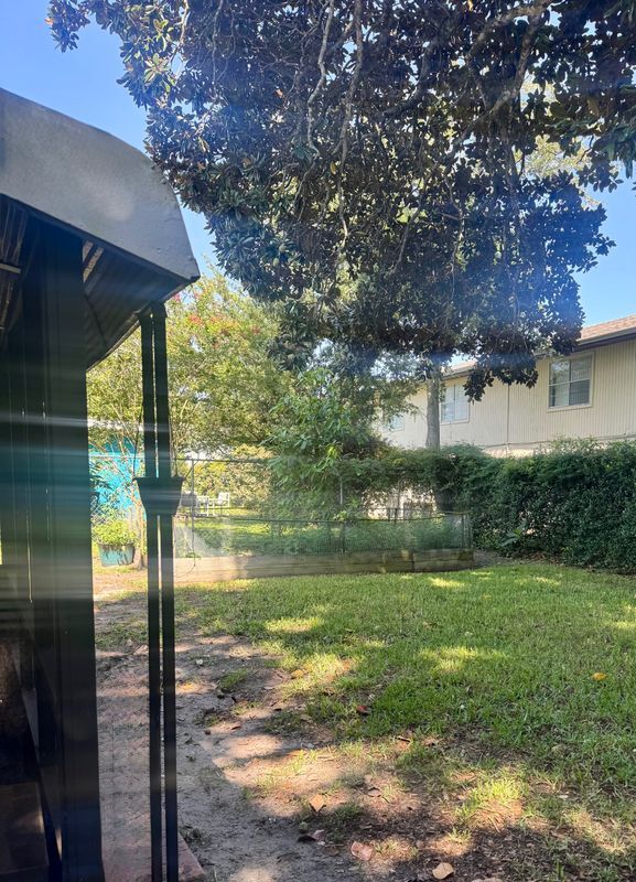 Building Photo - 360 Slayton Ave