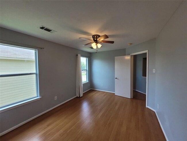 Building Photo - 19410 Cavern Springs Dr