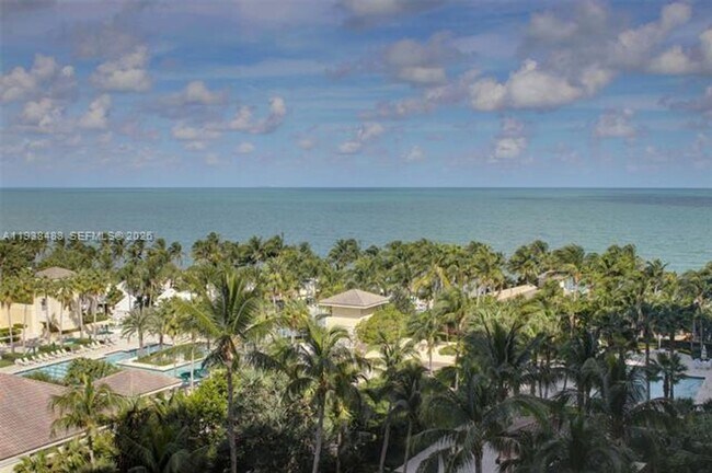 Building Photo - 799 Crandon Blvd