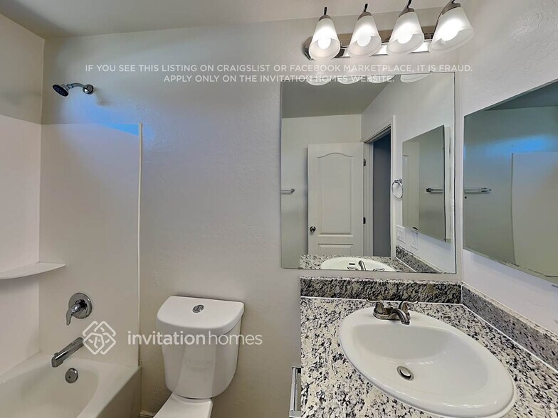 Building Photo - 16013 N 171st Ln