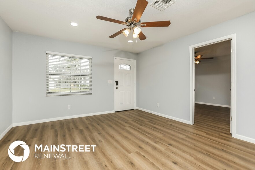 Building Photo - 280 E Church Ave