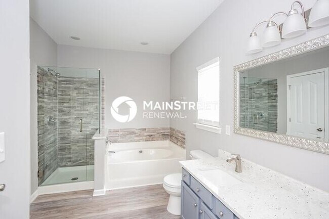 Building Photo - 3 Bedroom Pet-Friendly Home in HUNTERSVILL...