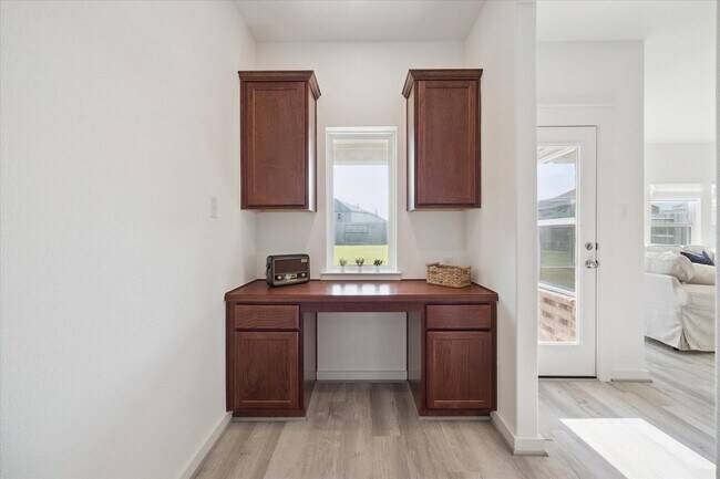 Building Photo - 7419 Casuna Ln