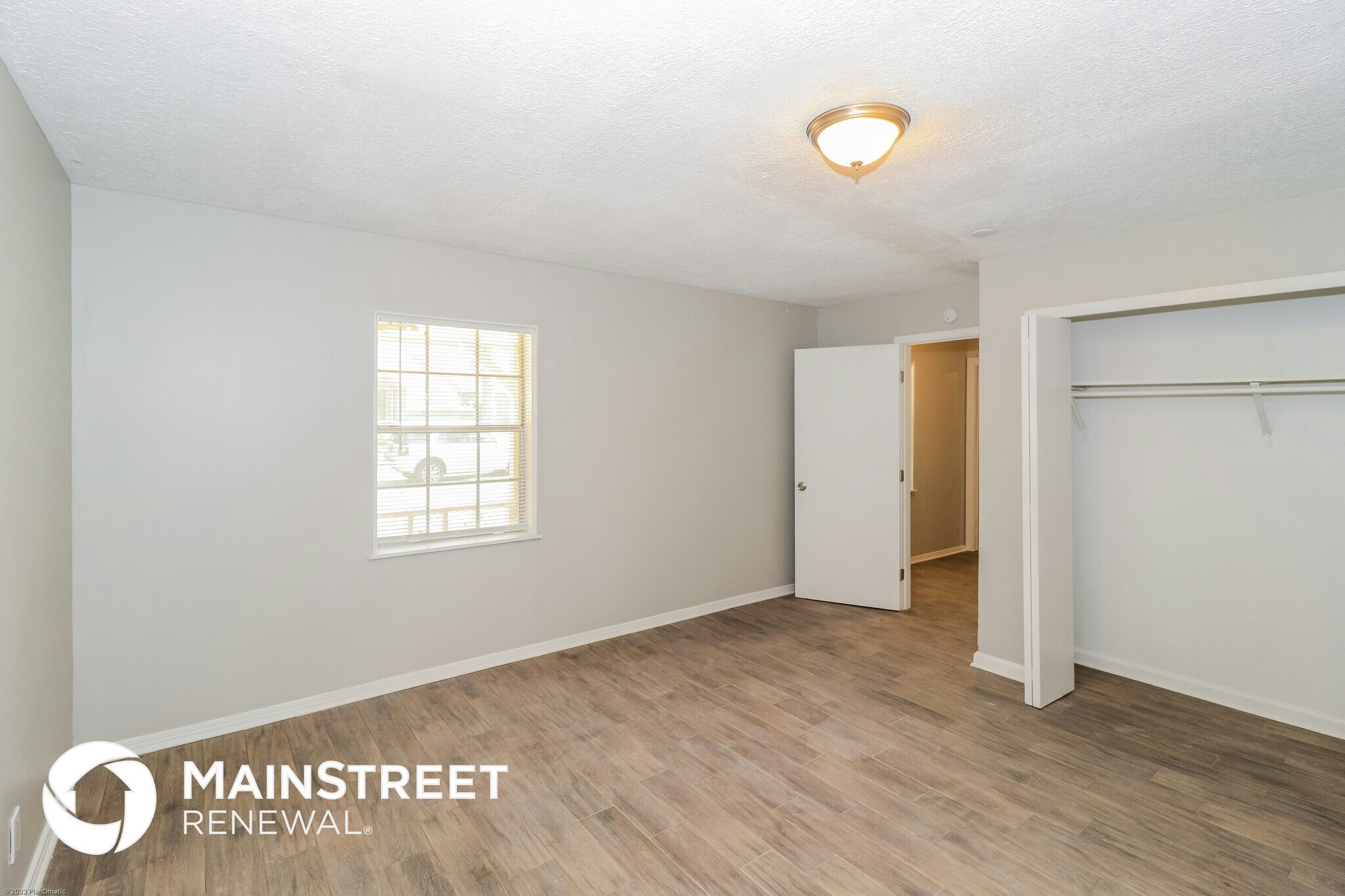 Building Photo - 5380 Albemarle Dr