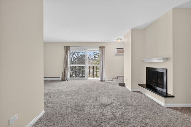 Building Photo - 751 S Dwyer Ave