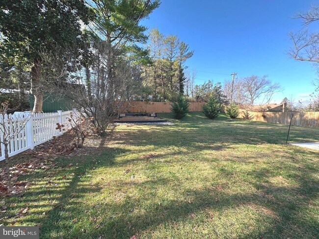 Building Photo - 10202 Daventry Dr