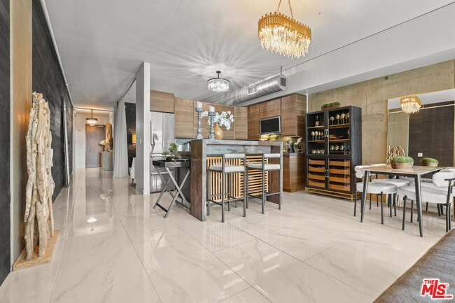 Building Photo - 1111 S Grand Ave