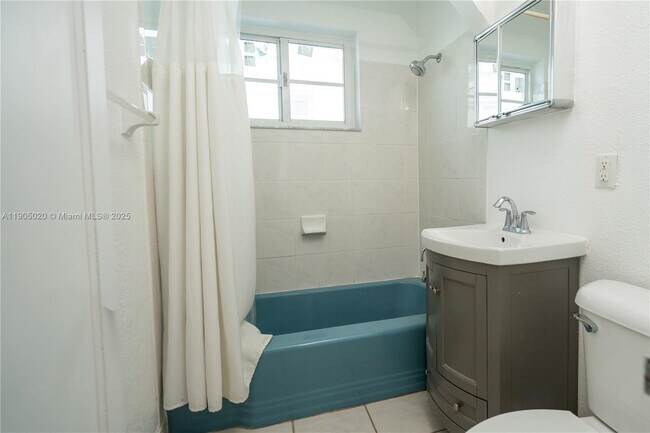 Building Photo - 7445 Harding Ave