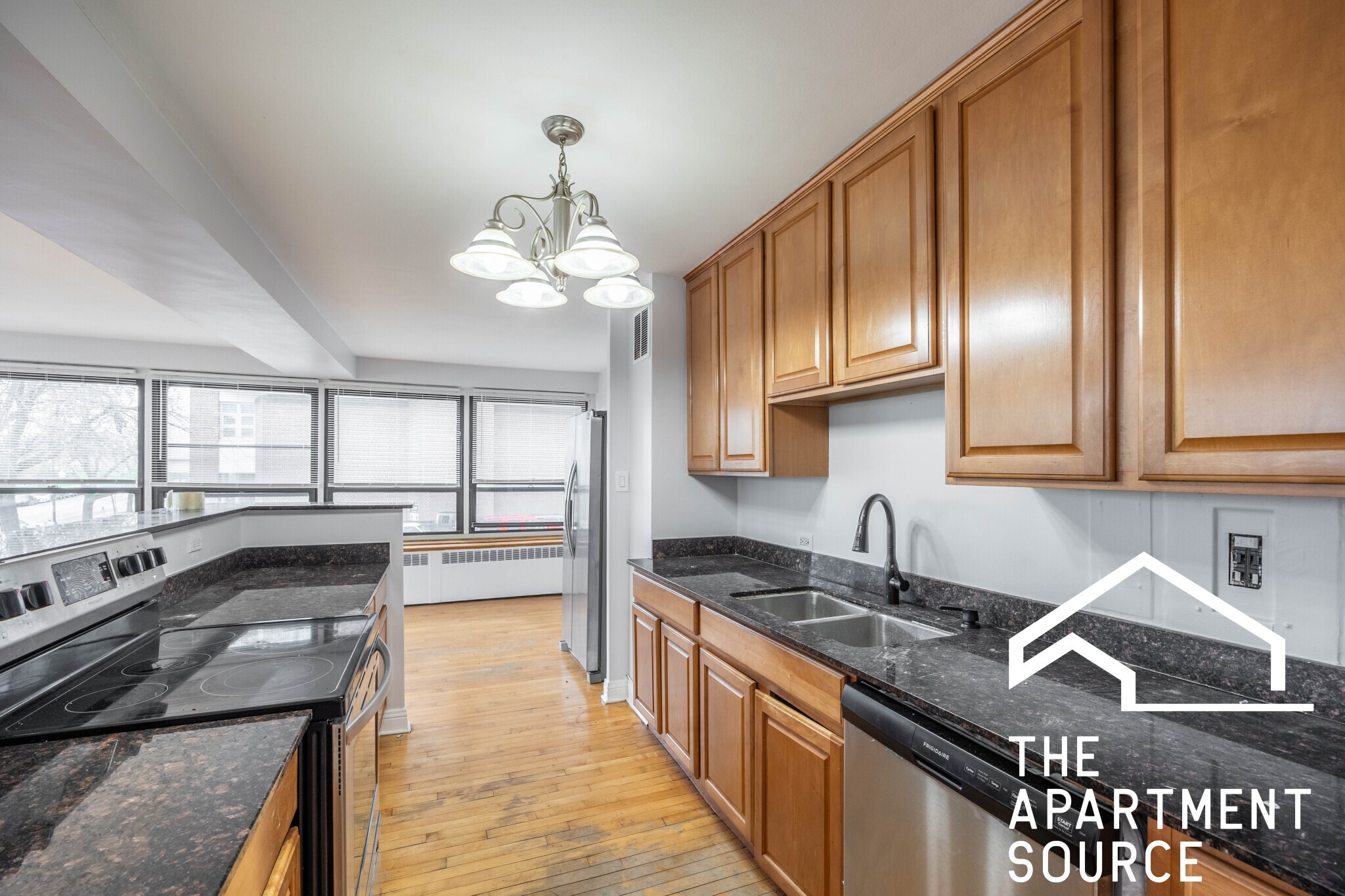 Building Photo - 4180 N Marine Dr