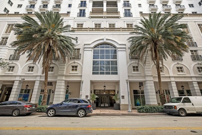 Building Photo - 10 Aragon Ave