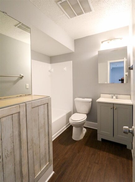 Building Photo - 1810 E 143rd Ave