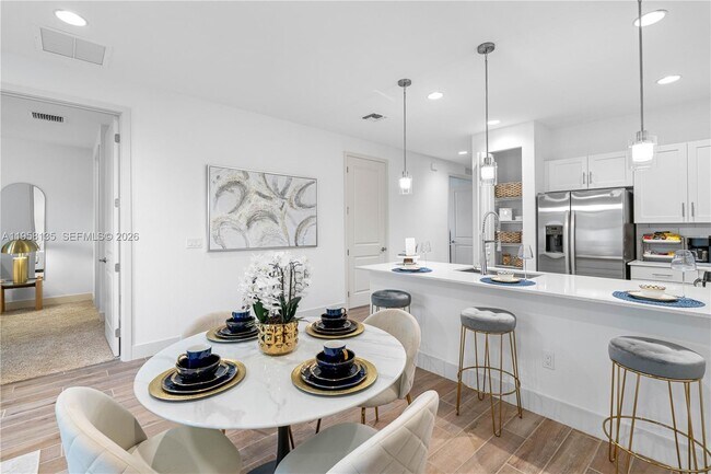 Building Photo - 7311 Ivory Spg Wy