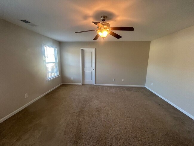 Building Photo - 224 Jerri Ln