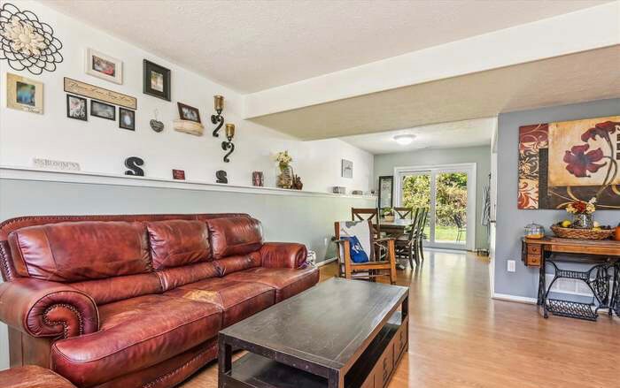 Building Photo - 298 Ternwing Dr