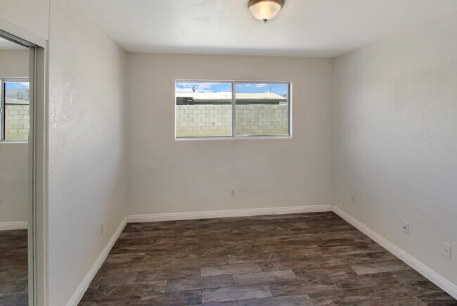 Building Photo - 82130 Adobe Rd