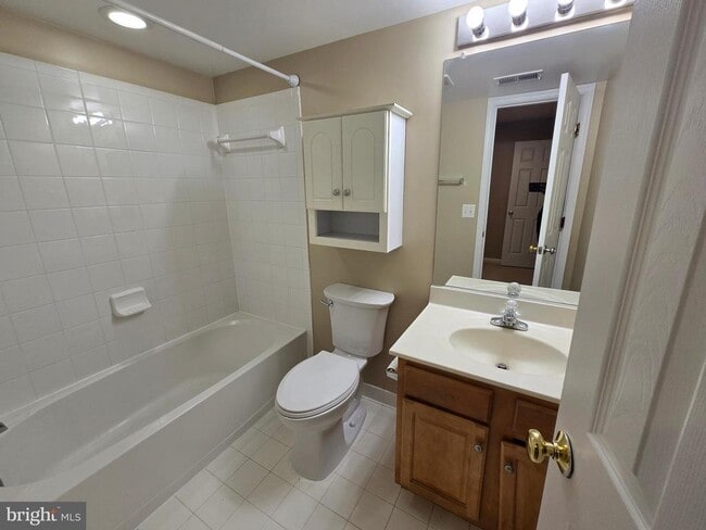 Building Photo - 15692 William Bayliss Ct