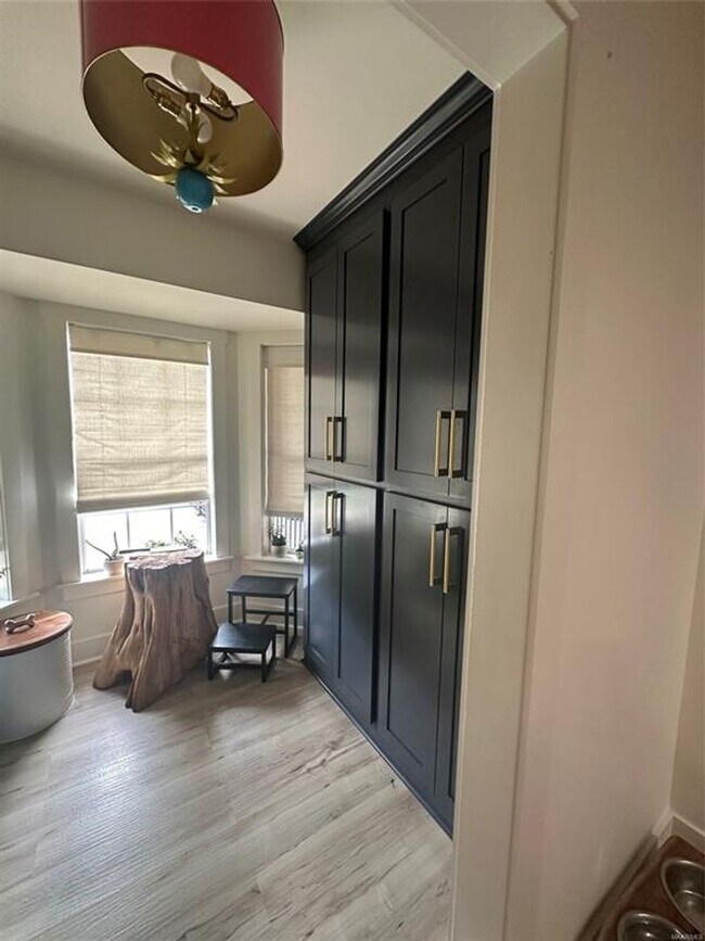 Building Photo - Available December!