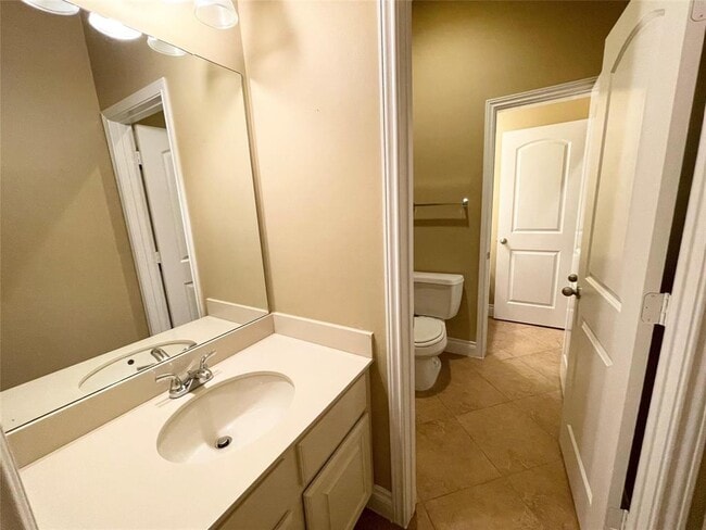 Building Photo - 13602 Silent Walk Dr