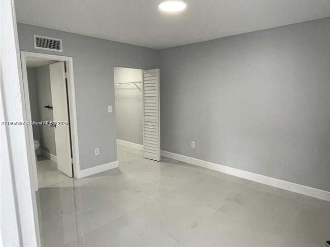 Building Photo - 17500 NW 68th Ave