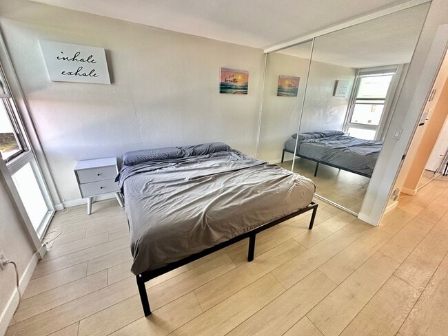Building Photo - Beautiful condo in resort community