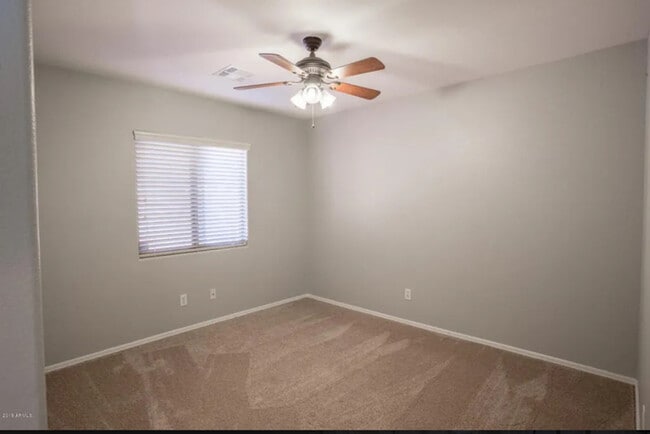 Building Photo - 3813 E Wyatt Way