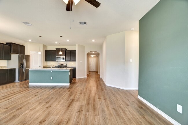 Building Photo - 1006 Fannin St