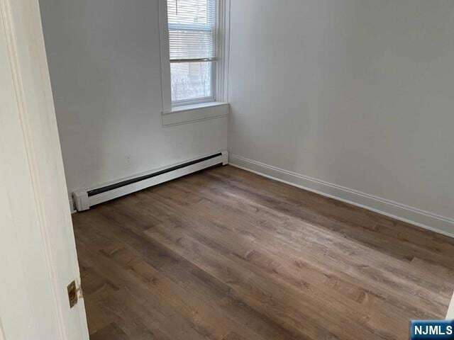 Building Photo - 256 Ackerman Ave