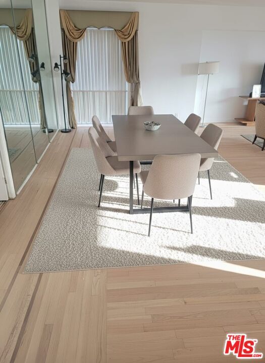 Building Photo - 10450 Wilshire Blvd