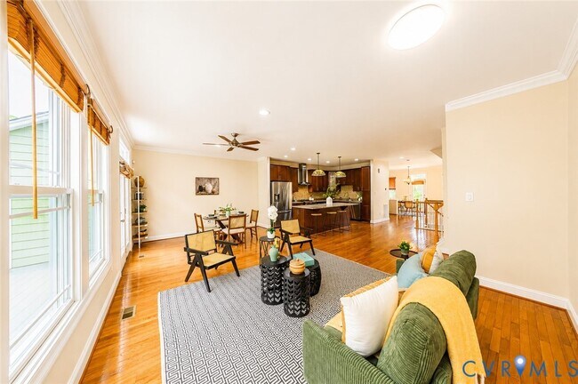 Building Photo - 5421 Hickory Ann Dr