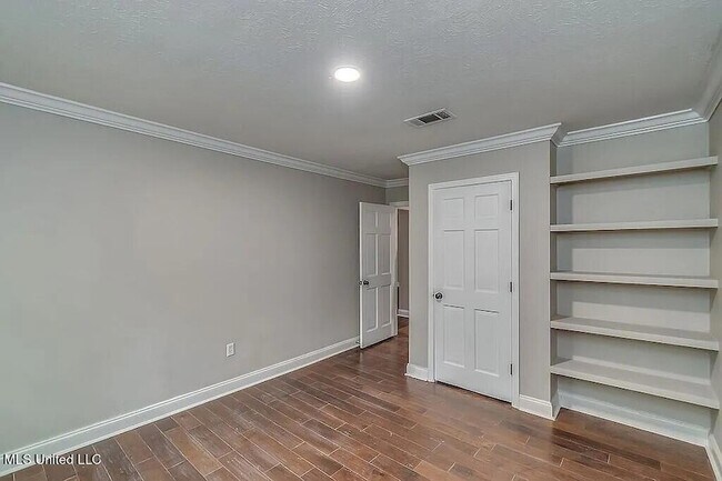 Building Photo - 132 Whippoorwill Rd