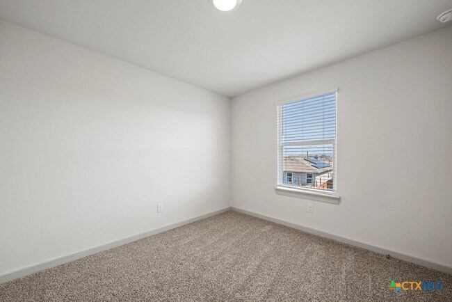 Building Photo - 412 Wilshire Rd