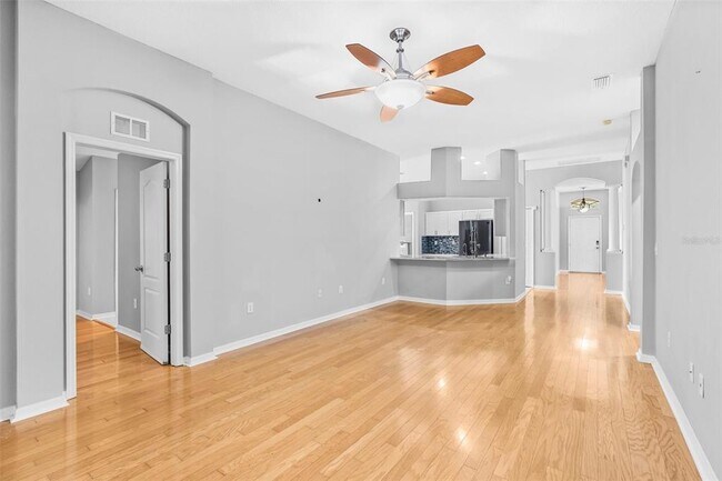 Building Photo - 15316 Lake Bella Vista Dr