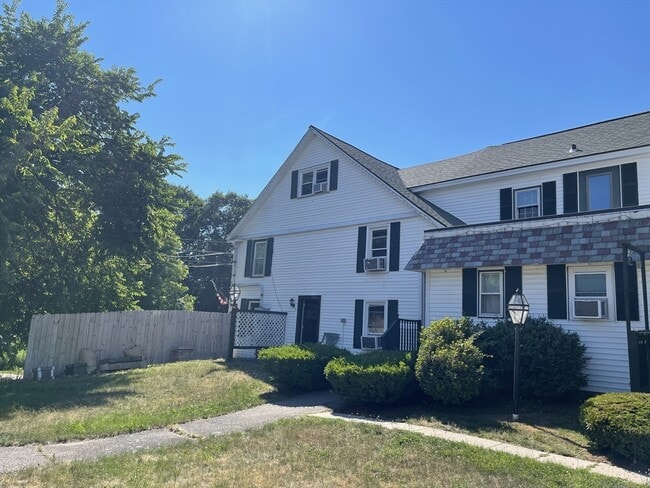 Building Photo - 4 West St