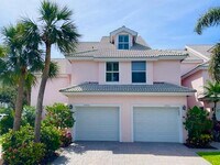 Building Photo - 2502 Fairway Dr N