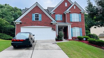 Building Photo - 725 Earlham Dr