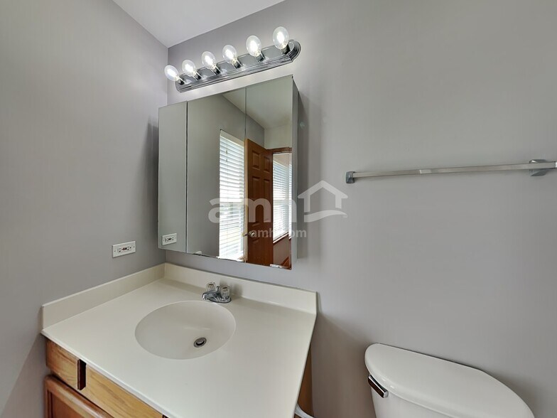 Building Photo - 2886 Arbor Ln