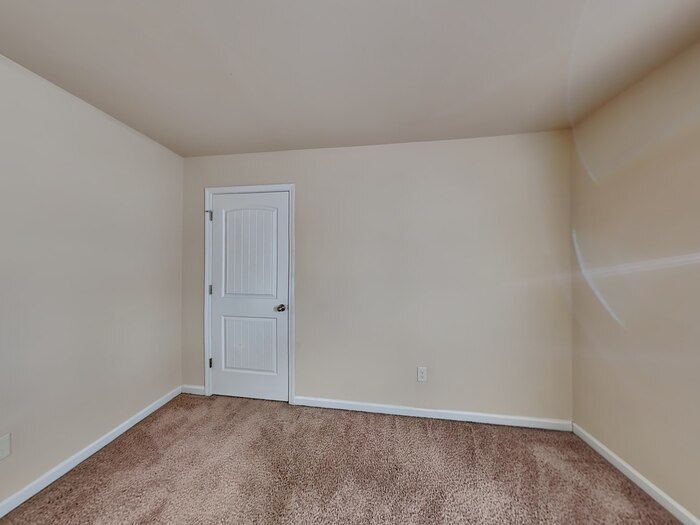 Building Photo - 1007 Eldon Ln