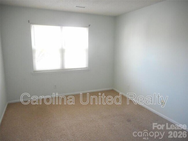 Building Photo - 8431 Leeper Dr