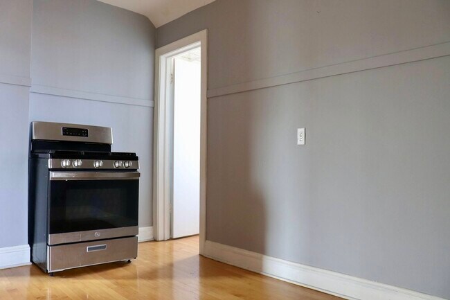 Building Photo - 5938 W 64th St