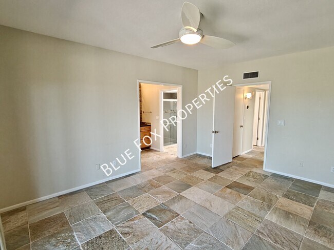 Building Photo - 5309 N Fort Yuma Trail
