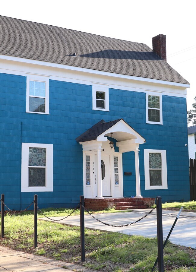 Building Photo - Corporate Housing