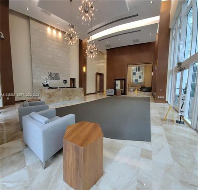 Building Photo - 31 SE 5th St