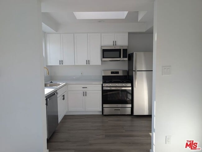 Building Photo - 1147 24th St