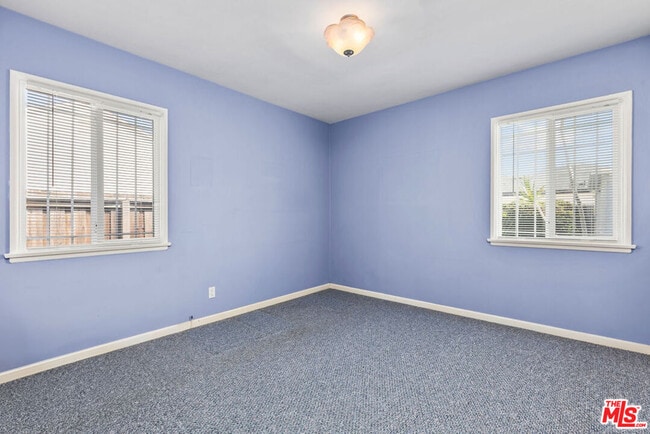 Building Photo - 836 Appelby St