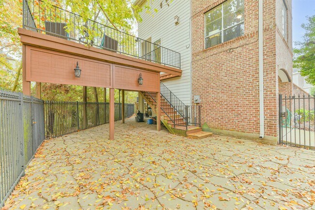 Building Photo - 12636 Briar Patch Dr