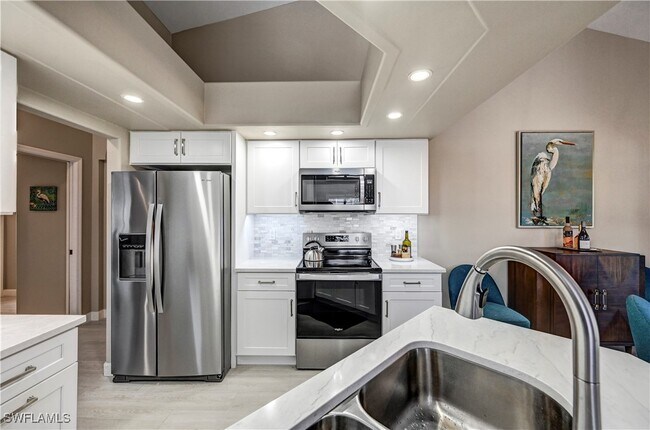 Building Photo - 13900 Southampton Dr
