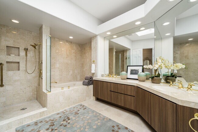 Building Photo - 44970 Olympic Ct